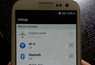 Samsung GALAXY S3 HTC Sense 5