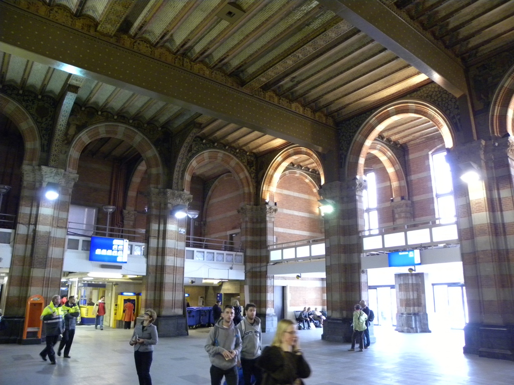 Travels - Ballroom Dancing - Amusement Parks: Look behind you, it is