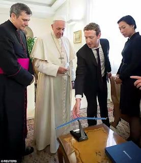 Mark Zuckerberg And His Wife Meet Pope Francis In Vatican (Photos)
