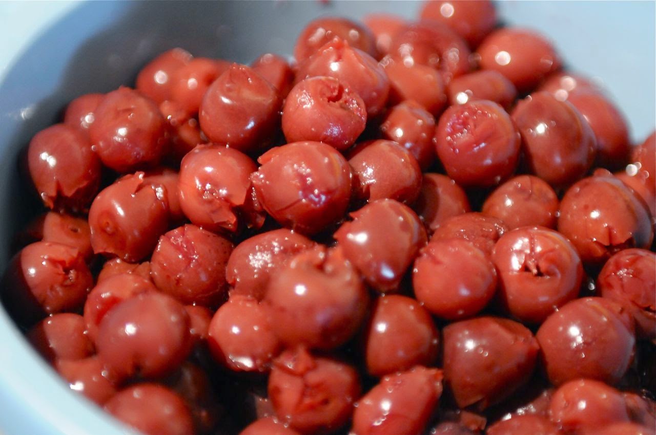 Meike´s cookbooks: Saure-Sahne-Kirschkuchen