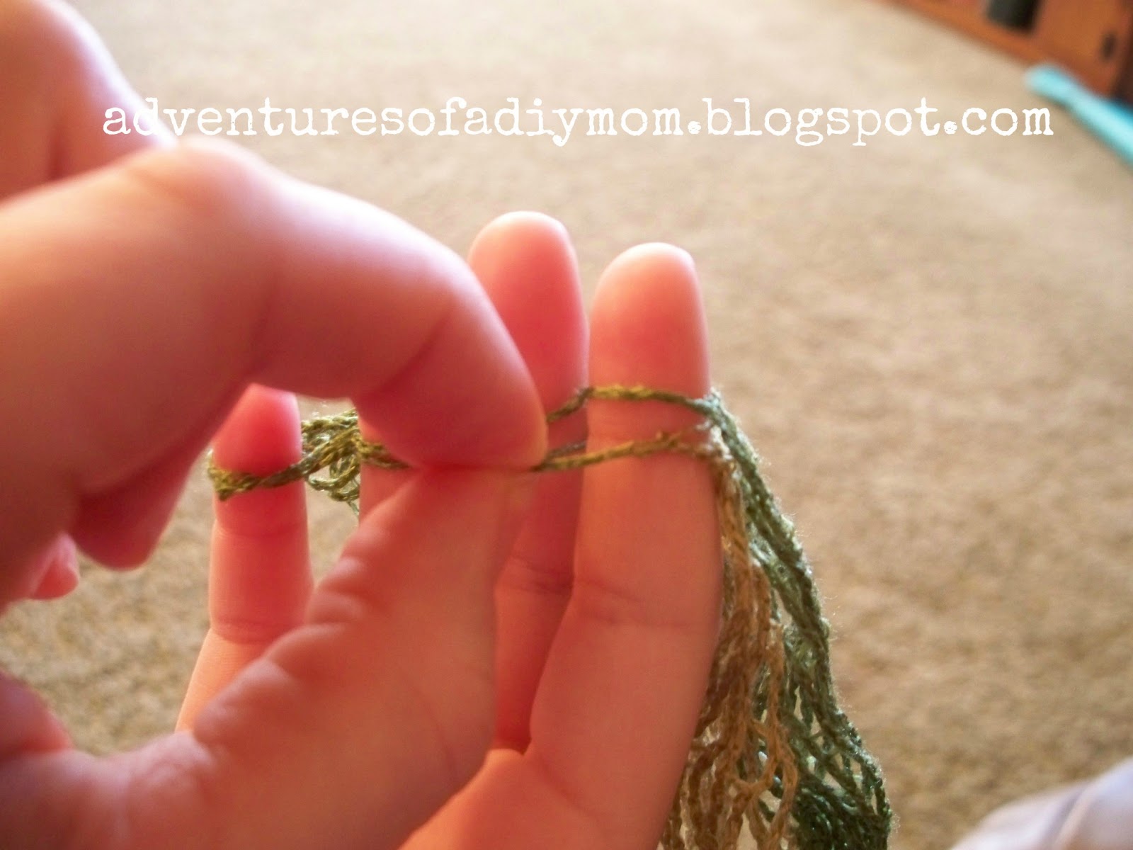 How to Make a Scarf using Sashay Yarn and your fingers Adventures of