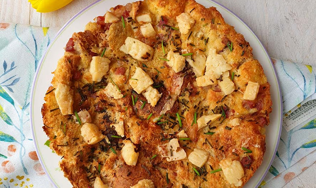 Torta di pane con toma e pancetta Torta di pane con toma e pancetta