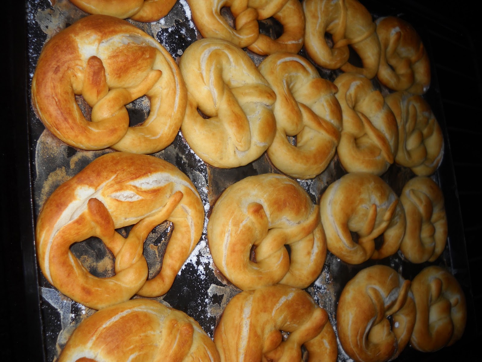 THERMOALDENTE PRETZEL DE CANELA THERMOMIX
