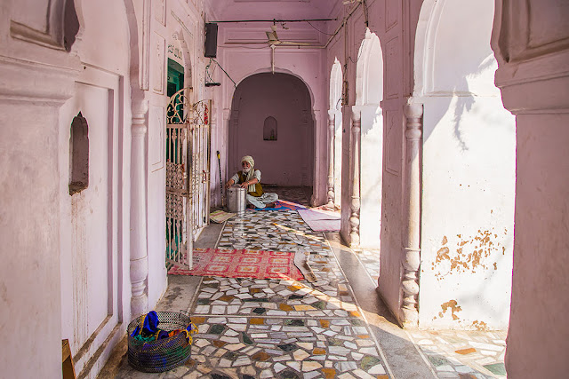 A visit to Dargah of Hazrat Hafiz Muhammad Moosa at Manakpur Shreef, Punjab, India dargah manakpur shareef punjab india photo
