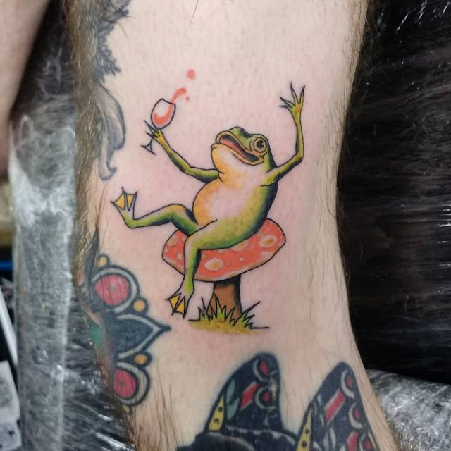 77 incríveis tatuagens de sapos! 77 incríveis tatuagens de sapos!