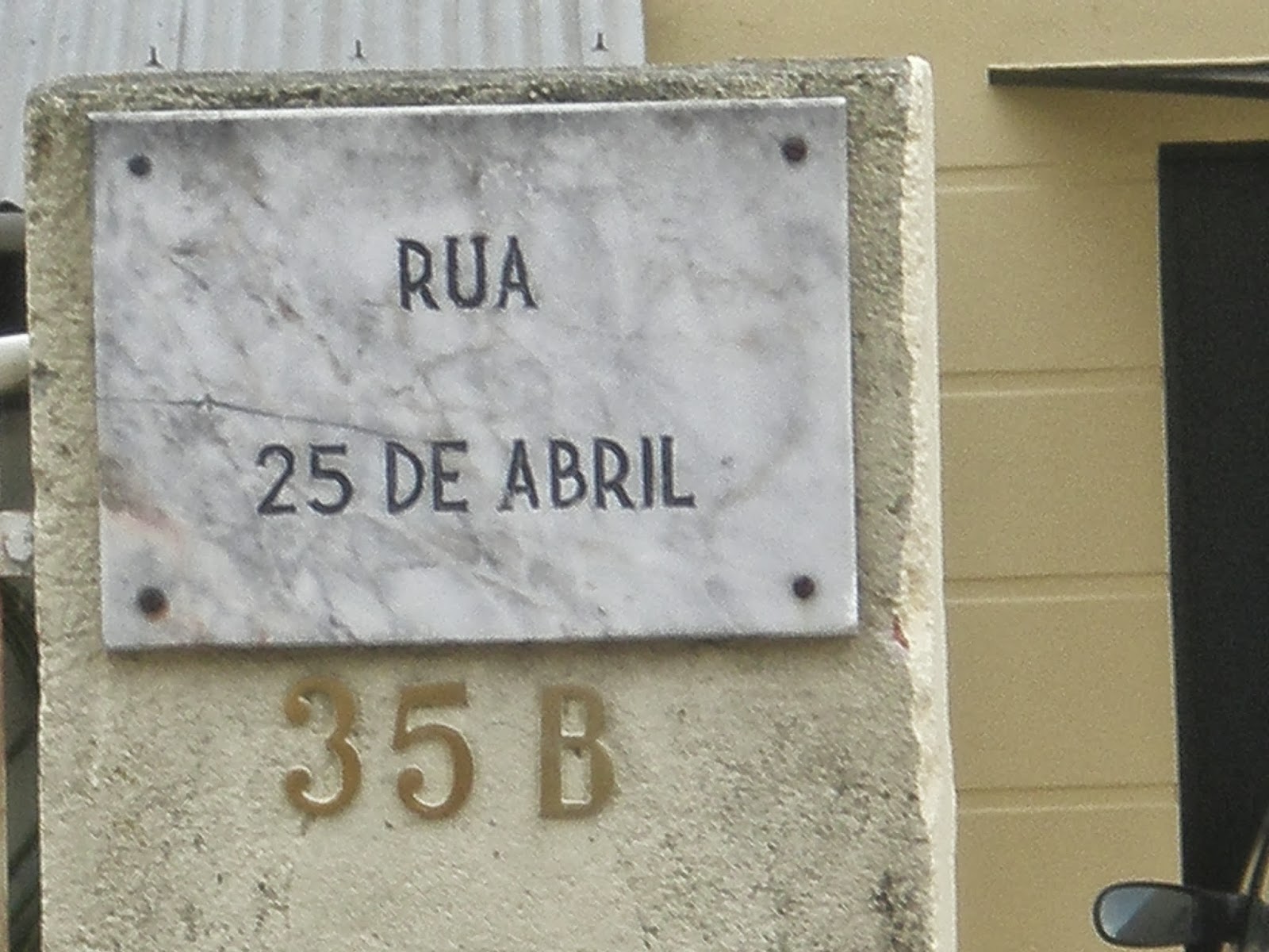 i-i-rua-25-de-abril