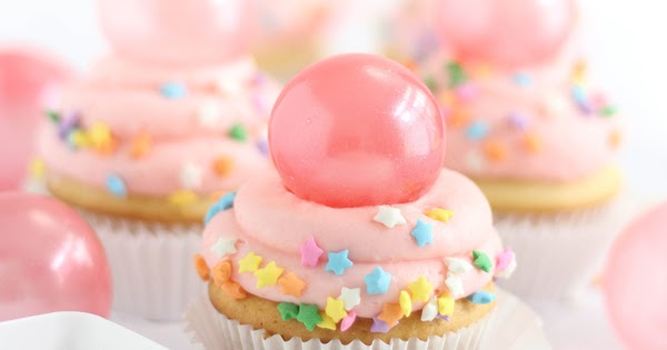 Bubble Gum Frosting Cupcakes With Gelatin Bubbles Sprinkle Bakes