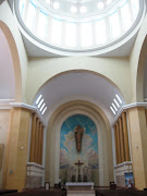 Inside the Ambato cathedral. (ambatoa)
