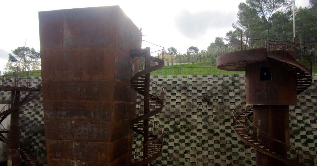 I Do, I Undo, I Redo by Louise Bourgeois