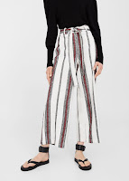 http://shop.mango.com/BE-nl/p0/dames/kleding/broeken/straight/gestreepte-katoenen-broek?id=83097578_05&n=1&s=prendas.pantalones
