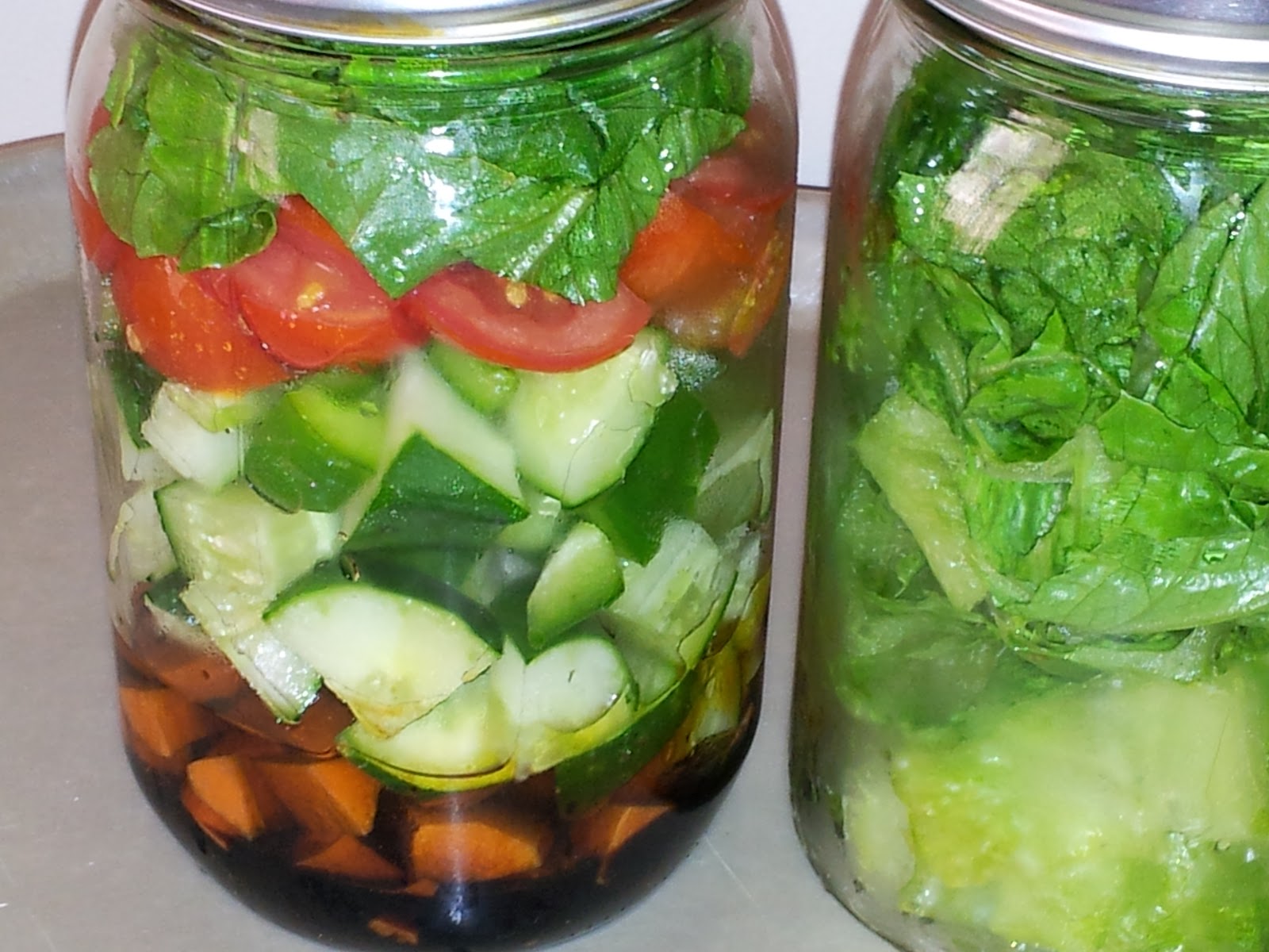 KAUKAU TIME!"Kaukau" is a Hawaiian pidgin slang word meaning "food