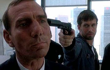 In The Usual Suspects(1995), Bryan Singer convinced every one of the major  actors that they were Keyser Soze. When Gabriel Bryne was asked at a film  festival, Who is Keyser Soze? replied