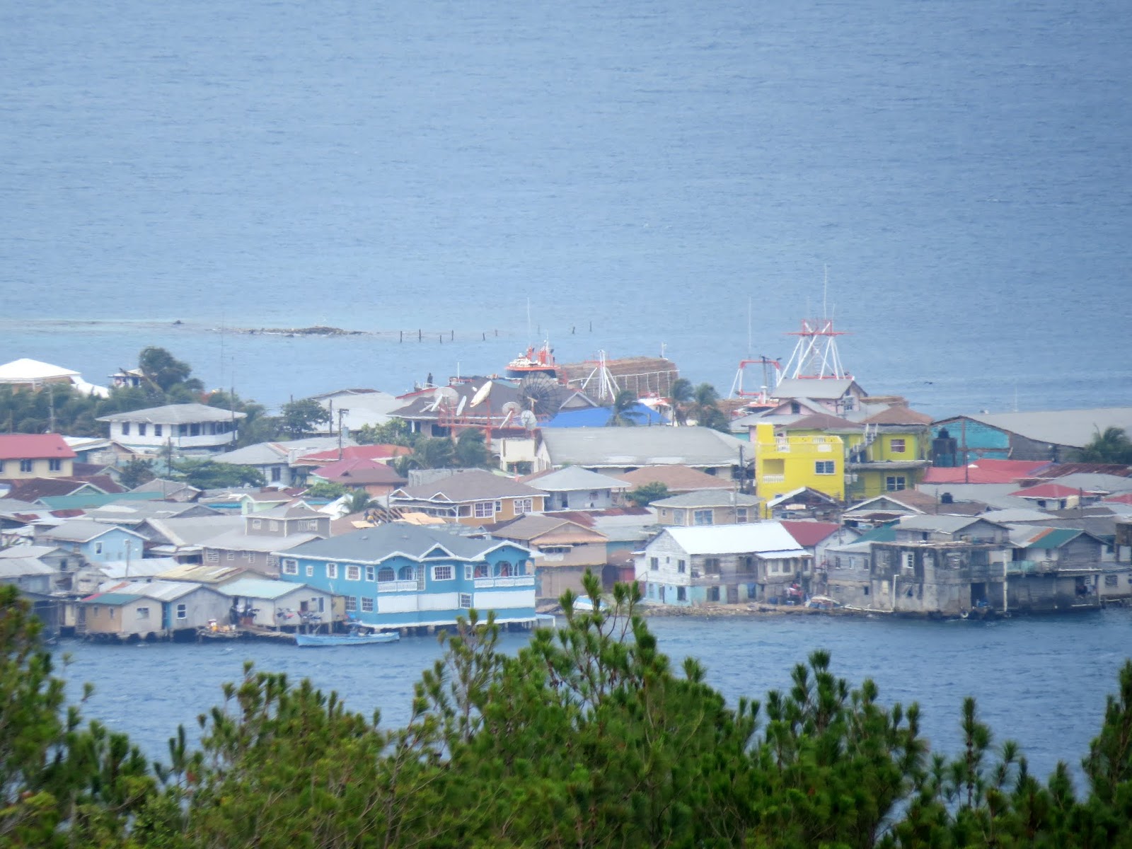 Taia Guanaja, Honduras