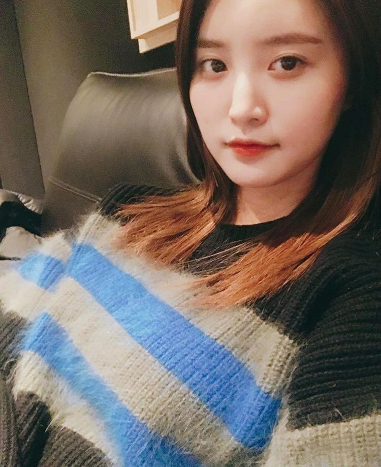 Junghwa EXID Photo Collection