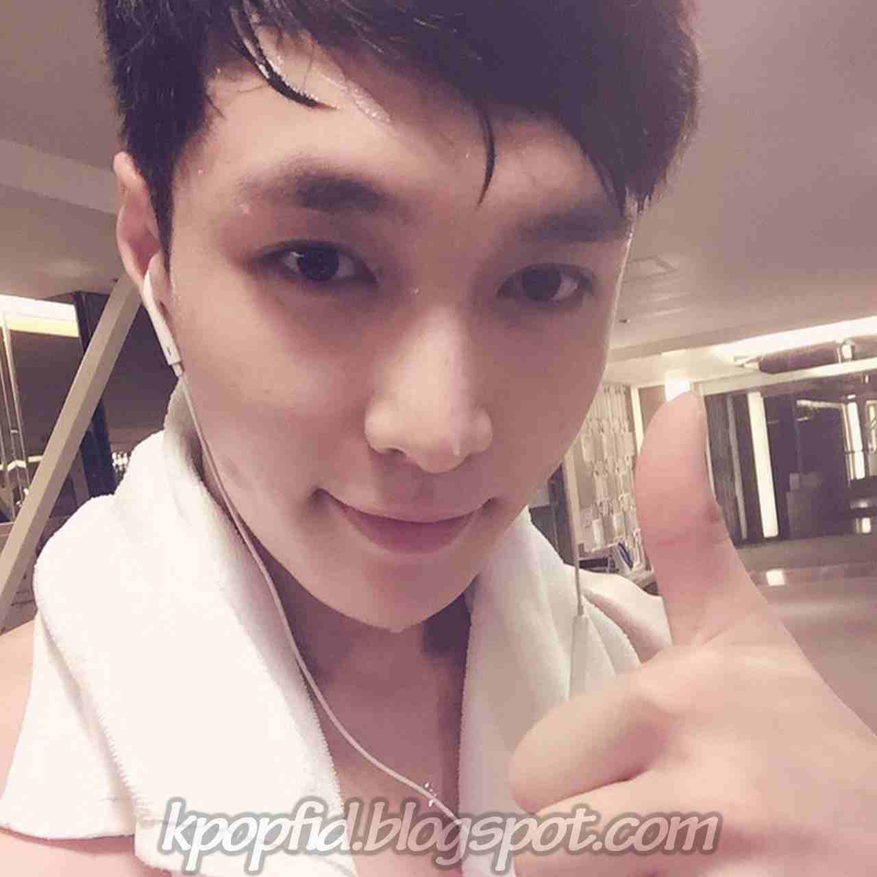 Profil Biodata dan Foto Lay EXO Terbaru 2017