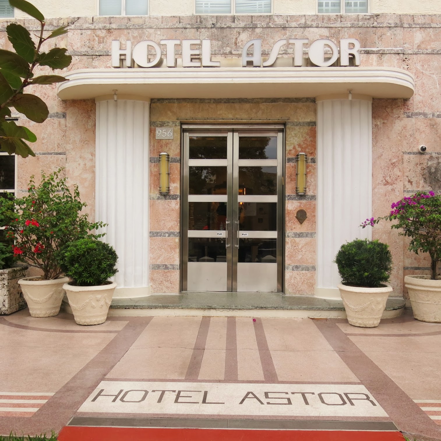 Art deco-byggnader i Miami - Astor Hotel