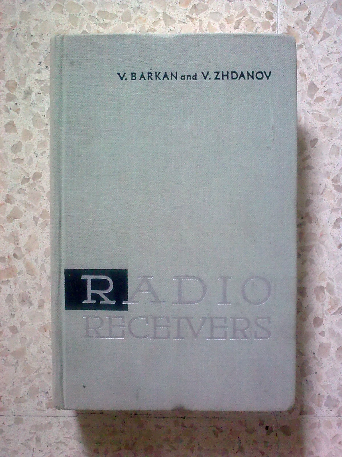 Djejak Masa Radio Receivers book