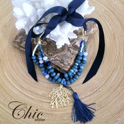Collar triple vuelta. Diseño de complementos. Collares hechos a mano.