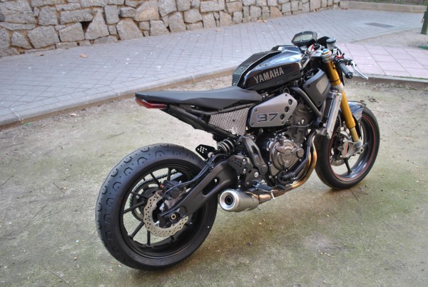 Yamaha 700 Cafe Racer Images