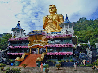 Mewarnai Gambar Kuil Budha