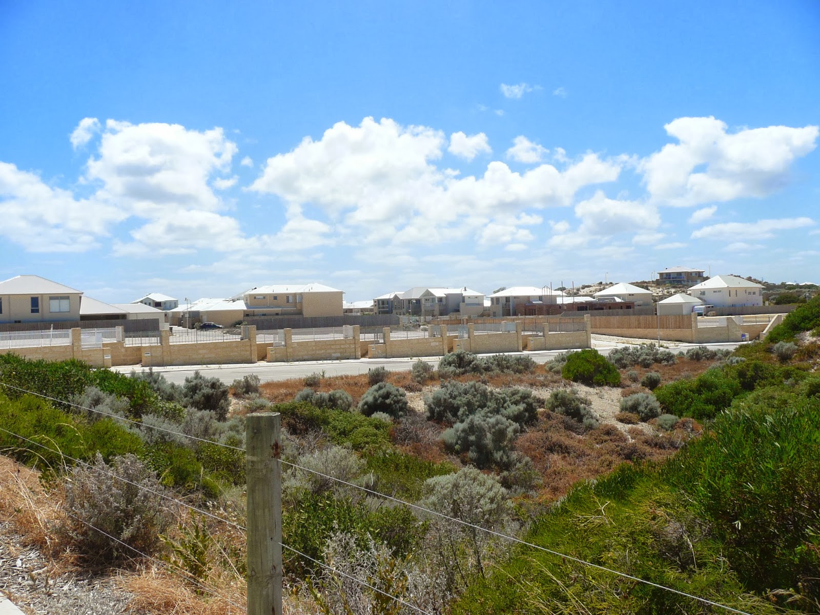 MobileMarshies: PERTH 2 - TWO ROCKS AND YANCHEP (JANUARY 2014)