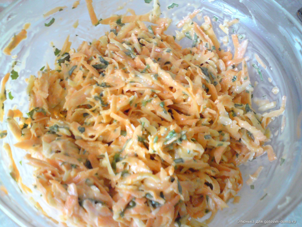 Куриные рулетики с грибами и сыром в сметанном соусе 1000