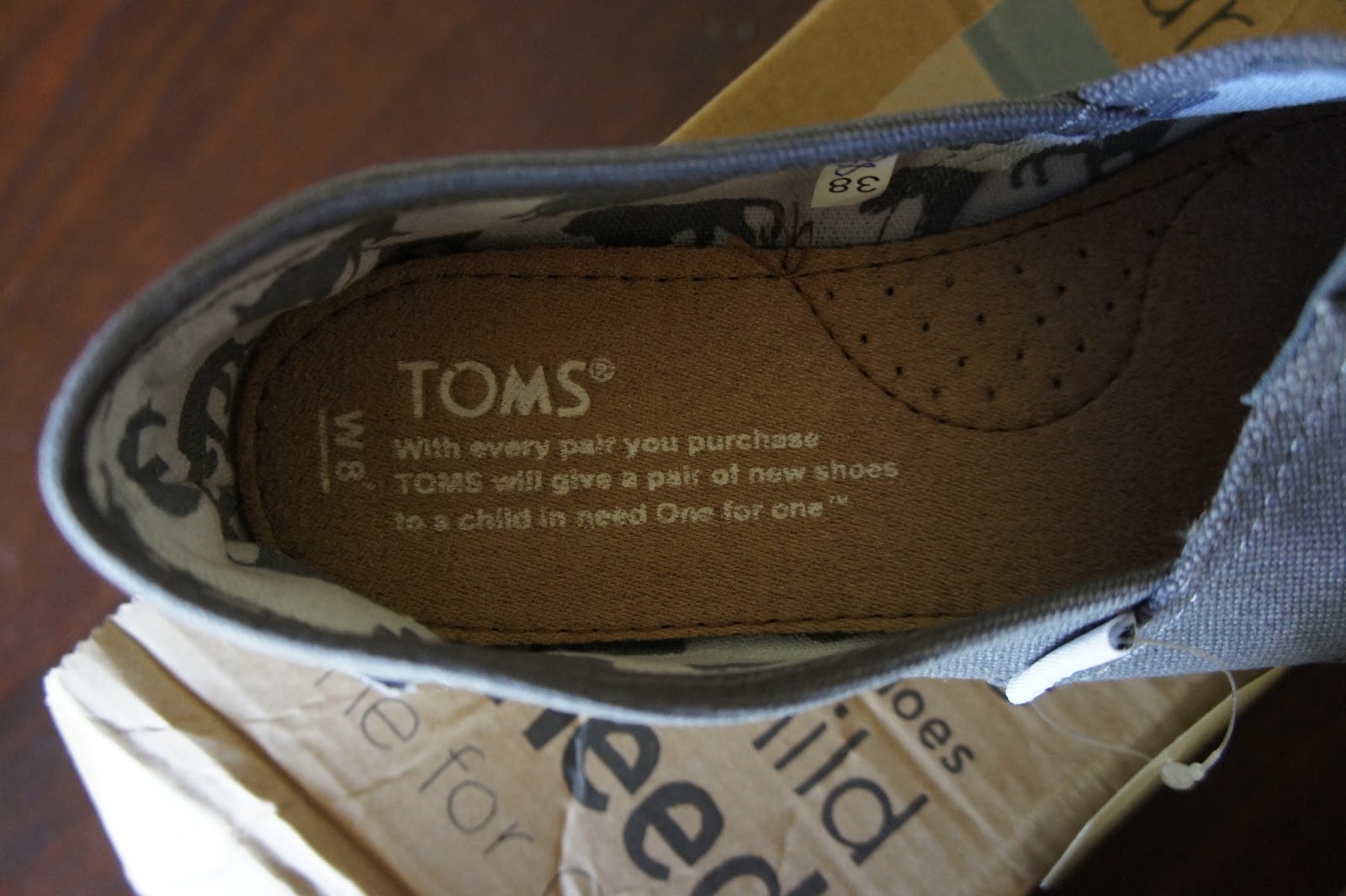 toms outlet store