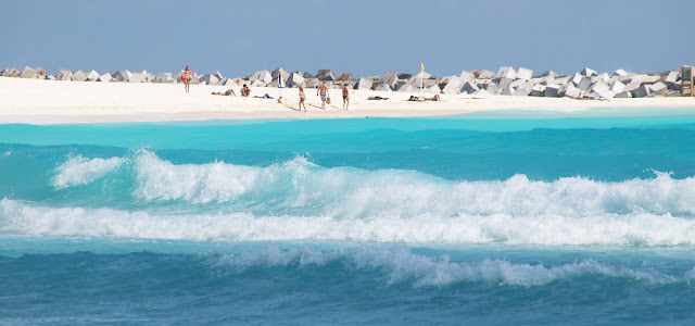 cancun beach holiday