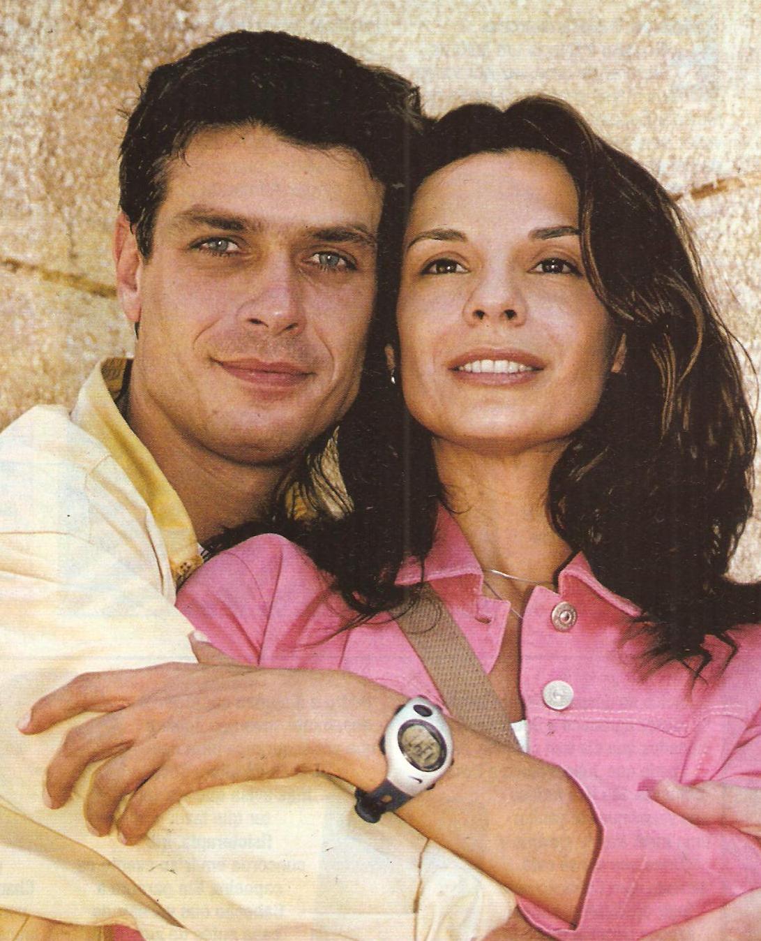 revista amiga & novelas CORAÇÃO DE ESTUDANTE REDE GLOBO 2002 revista amiga & novelas CORAÇÃO DE ESTUDANTE REDE GLOBO 2002