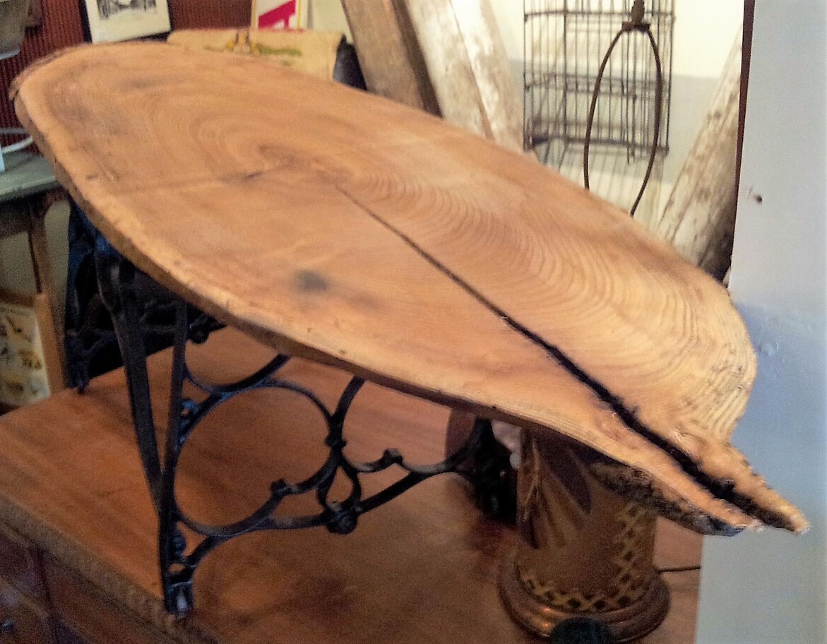 Hogs And Roses A Coffee Table That I Repurposed At Second Hand Rose Hogs And Roses A Coffee Table That I Repurposed At Second Hand Rose This Month