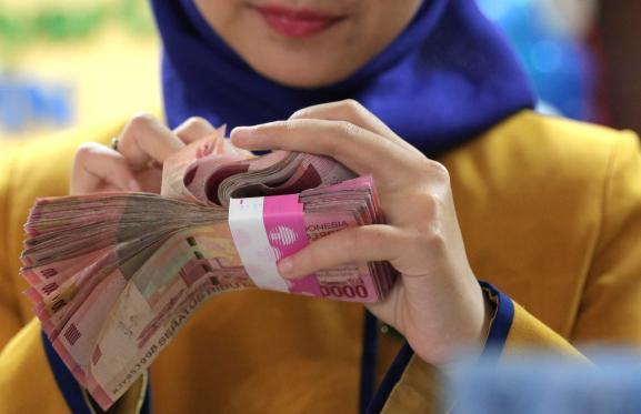 Perhatian Para Isteri! Janganlah Berhhutang Tanpa Pengetahuan Suami Mu, Kerana Ini Akibatnya! Tolong Sebarkan... Perhatian Para Isteri! Janganlah Berhhutang Tanpa Pengetahuan Suami Mu, Kerana Ini Akibatnya! Tolong Sebarkan...