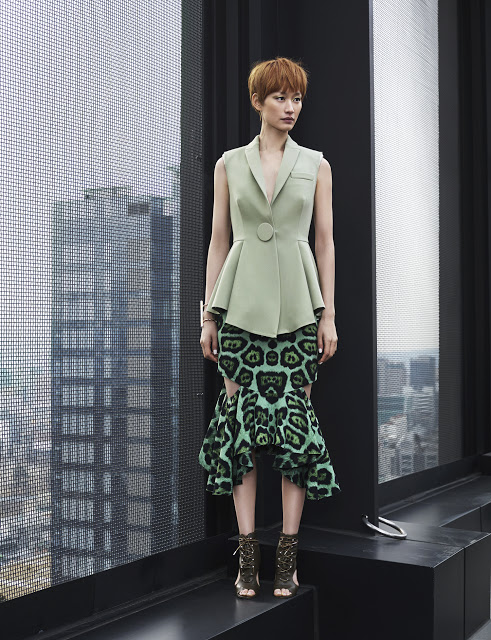 Shinsegae Style March 2016, Sera Park Resort 2016 Givenchy Mermaid Skirt Suit Editorials