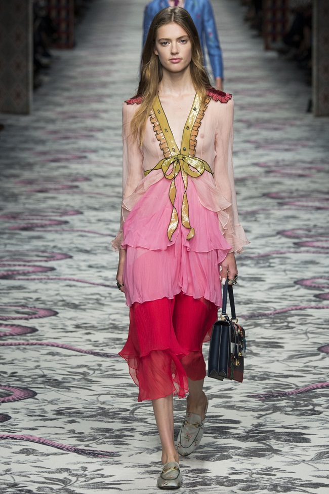 Gucci 2016 SS, Emmy Rappe Gucci 2016 SS Pink Embroidered Chiffon Dress on Runway