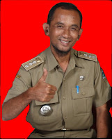 foto camat cipedes, foto mat jalal