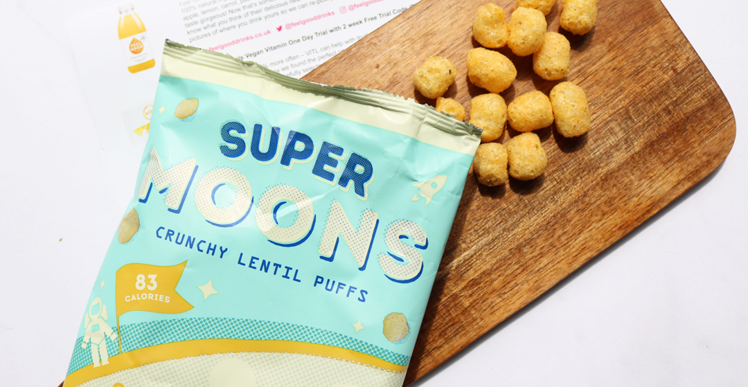 Super Moons Cheese and Onion Lentil Puffs