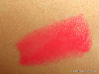 Maybelline Rebel Bouquet Lipstick REB 02 swatches