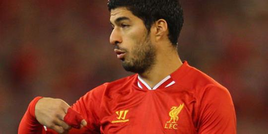 Liverpool tegaskan takkan lepas Suarez