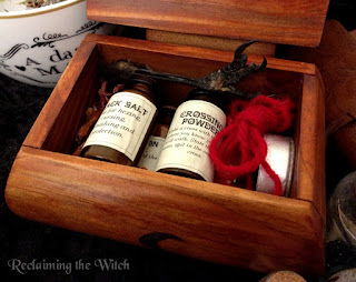 Witch's Curio Box from Reclaiming the Witch )0( Witch's Curio Box from Reclaiming the Witch )0(