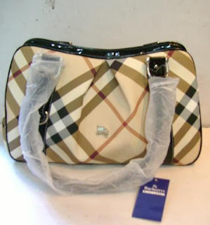 Hand Bags & Clutch ~ Fashion Point