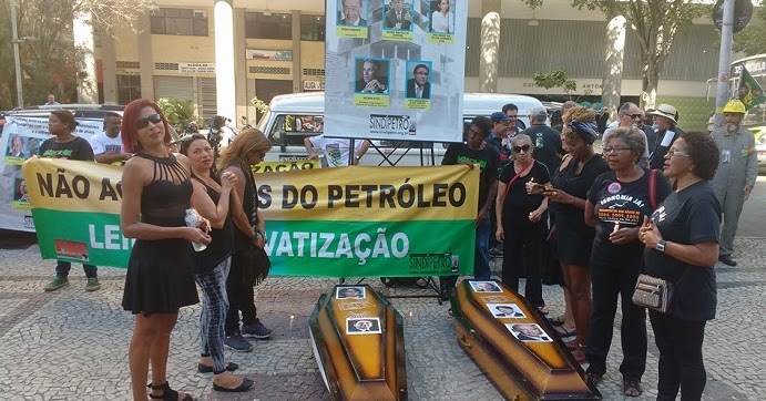 Resultado de imagem para enterro de Pedro parente?