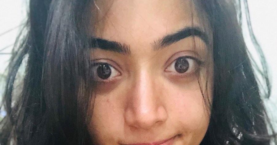 Rashmika Mandanna shares her selfies on Twitter