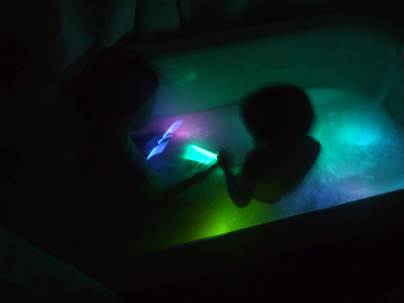 Willow Farm Glow Sticks in the Bath!