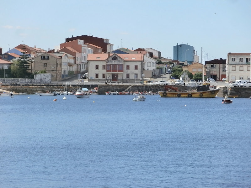 1000 Lugares en Galicia Puerto de Cabo de Cruz, en Boiro (II). Ría de