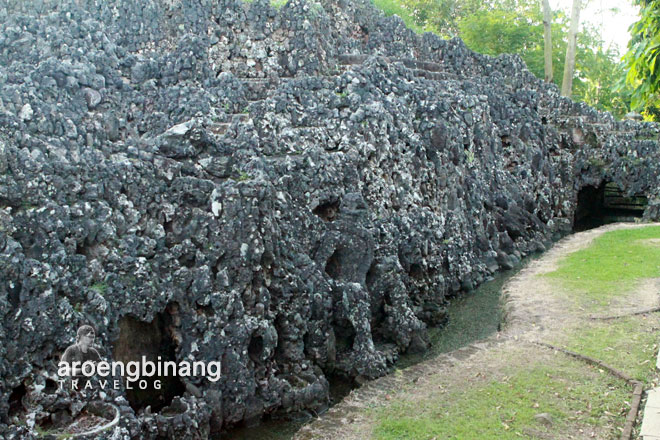 gua sunyaragi cirebon