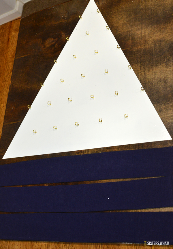 A fun modern advent calendar with painted little ornaments
