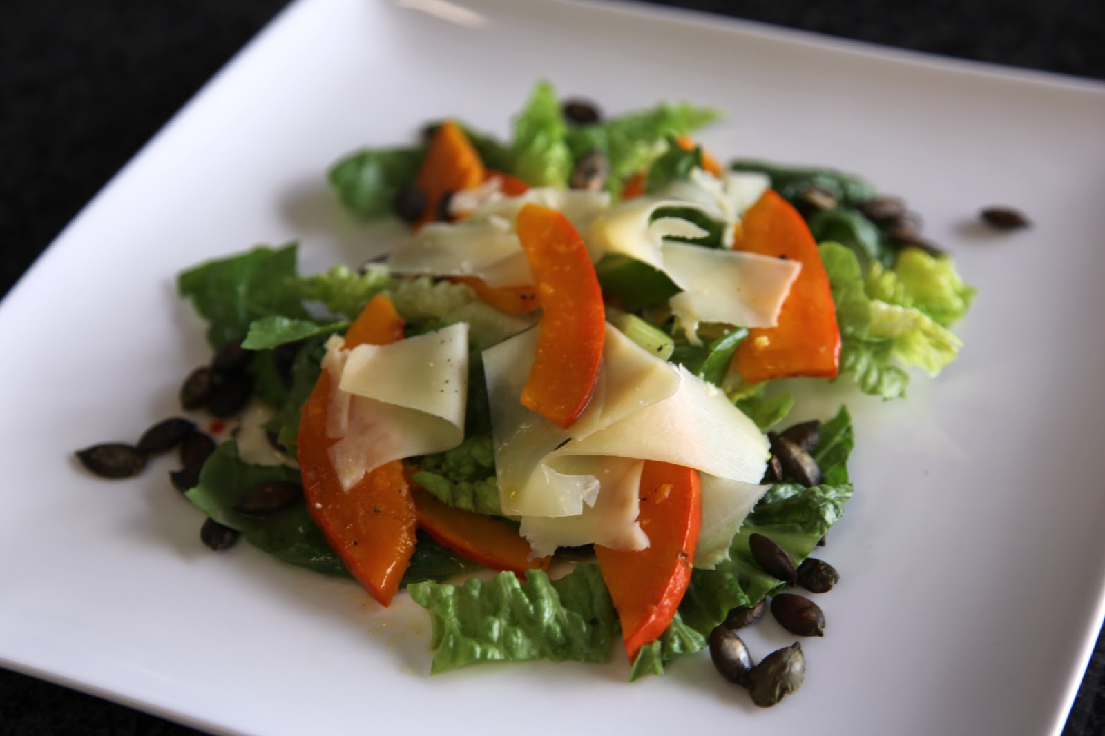 bushcooks kitchen: Salat-Variation mit mariniertem Kürbis und Bergkäse