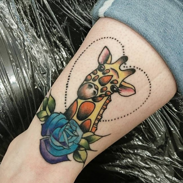 tatuagem de girafa tatuagem de girafa