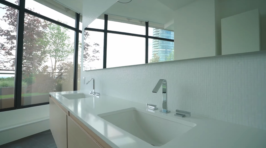 38 Interior Design Photos vs. 1211 Melville St #3801, Vancouver Luxury Penthouse Tour