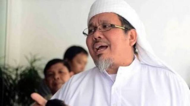 Pertanyaan Tajam Ustaz Tengku Untuk Jokowi Soal Gempa Pertanyaan Tajam Ustaz Tengku Untuk Jokowi Soal Gempa