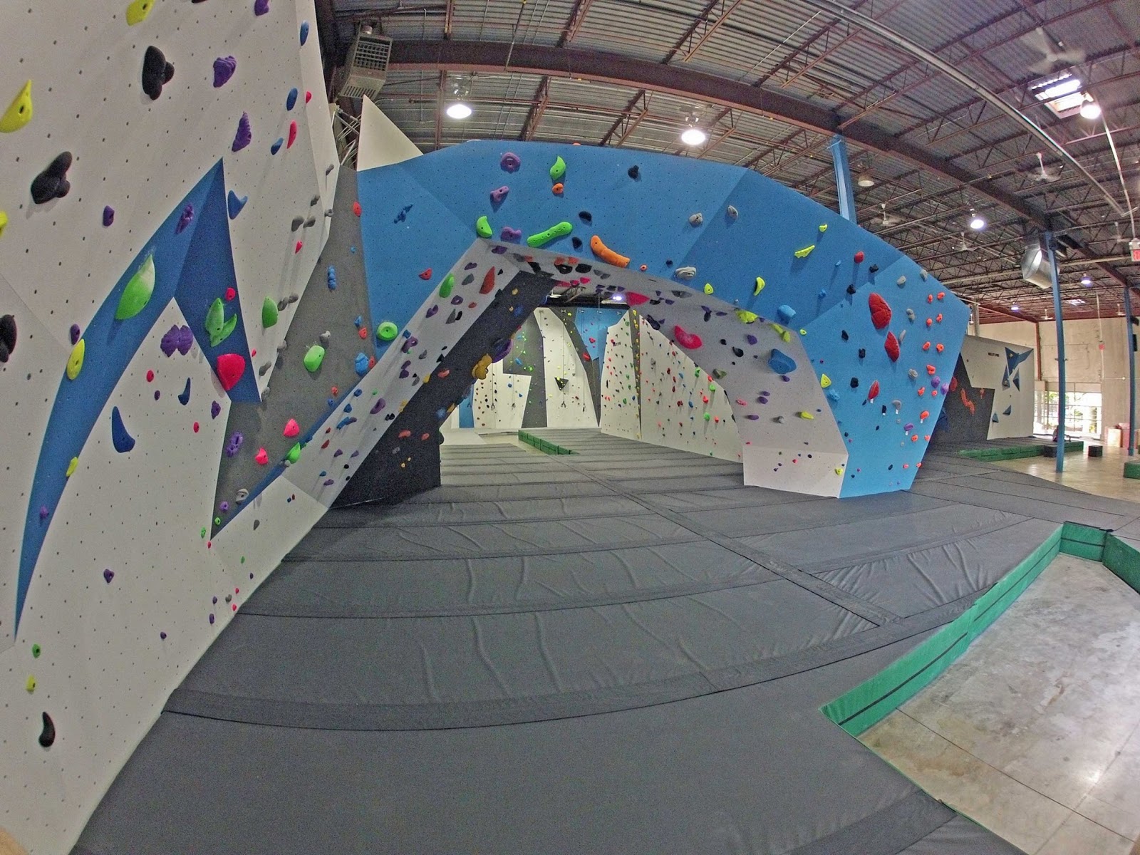 Hub Climbing in Markham a great bouldering experience